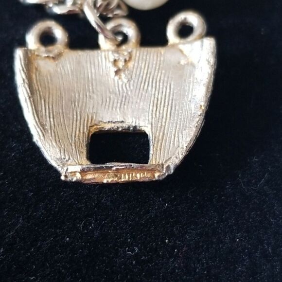 Vintage gold pearl triple strand chain necklace - Picture 4 of 9